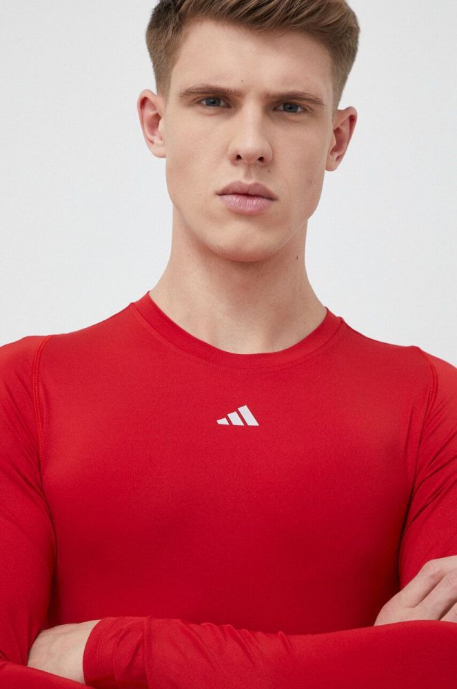 Лонгслів для тренувань adidas Performance колір червоний однотонний