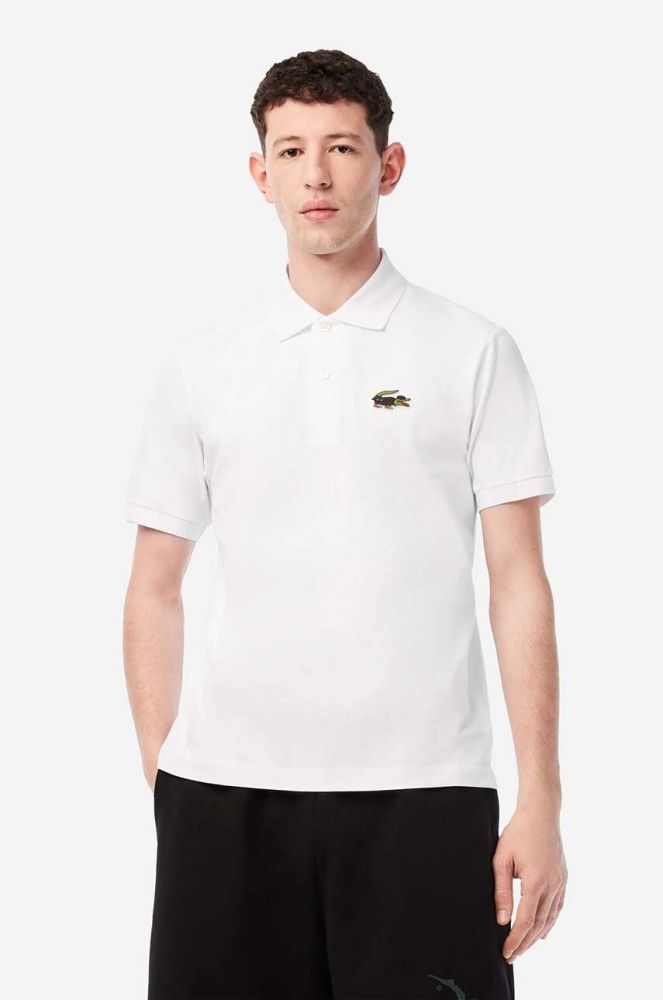 Бавовняне поло Lacoste x Netflix колір білий з аплікацією PH7057-VIR (3347796)