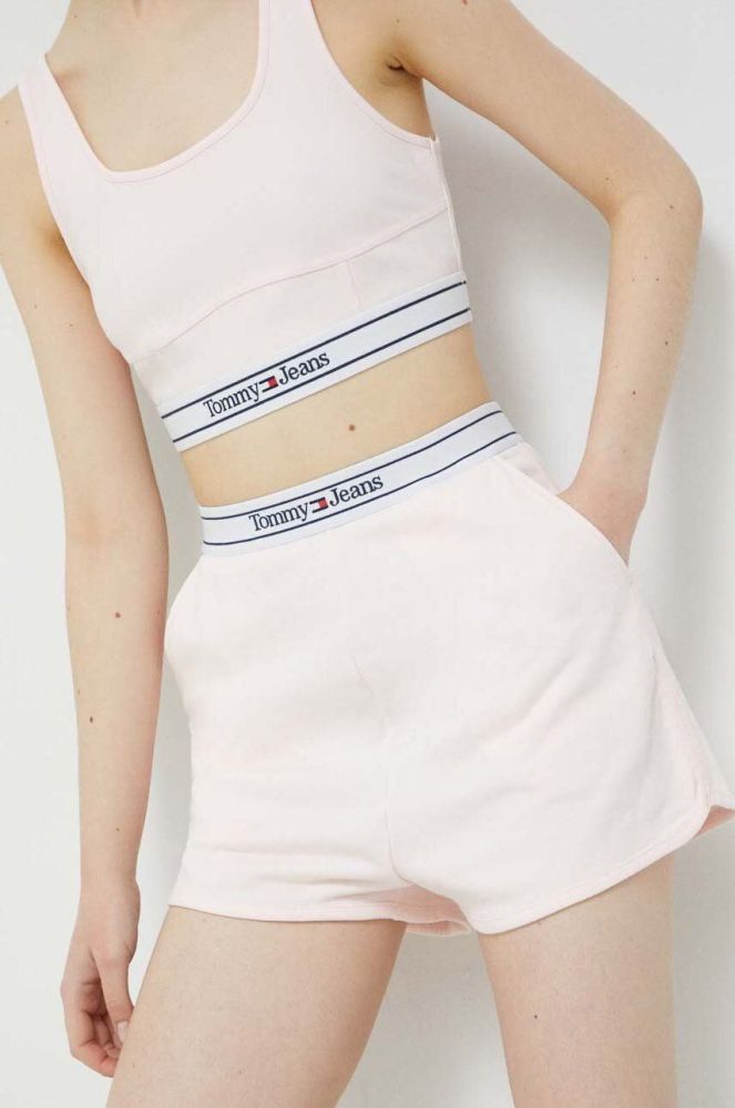 Шорти Tommy Jeans жіночі колір рожевий однотонні висока посадка (2997242)