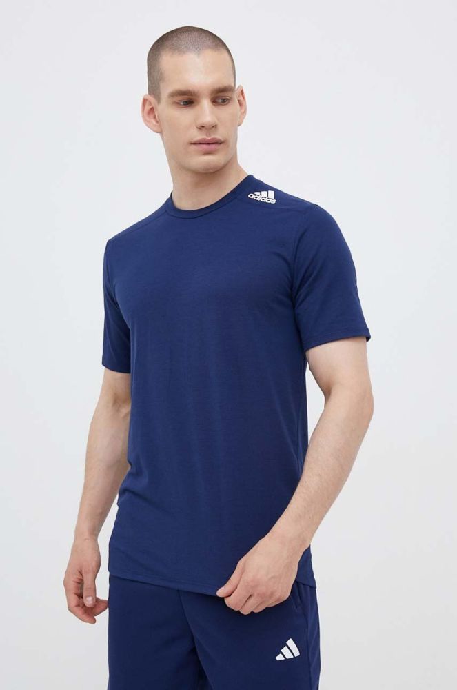 Тренувальна футболка adidas Performance Designed for Training колір синій однотонна